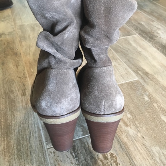 NWOT Vince Camuto slouch boot - Picture 6 of 7